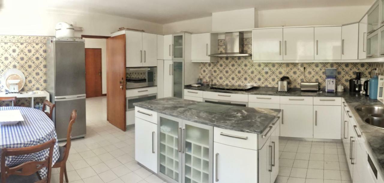 Casa Branca Guest House Foz do Arelho Ngoại thất bức ảnh
