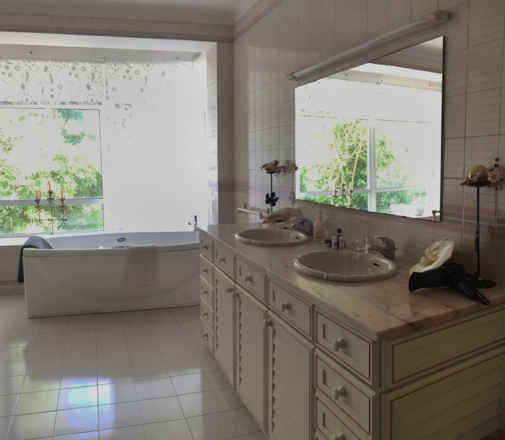 Casa Branca Guest House Foz do Arelho Ngoại thất bức ảnh